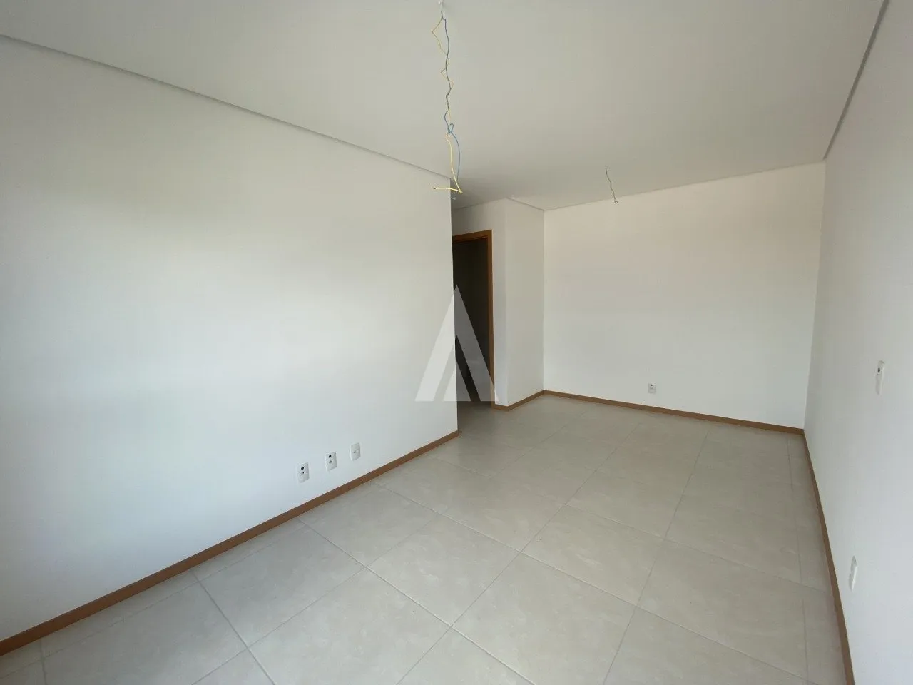 Apartamento com 1 suíte(s) mais 2 quarto(s) à venda no bairro Armação em Penha, por R$ 1.054.687.98. — foto 5
