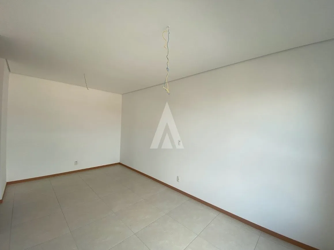 Apartamento com 1 suíte(s) mais 3 quarto(s) à venda no bairro Armação em Penha, por R$ 1.395.910.56. — foto 7