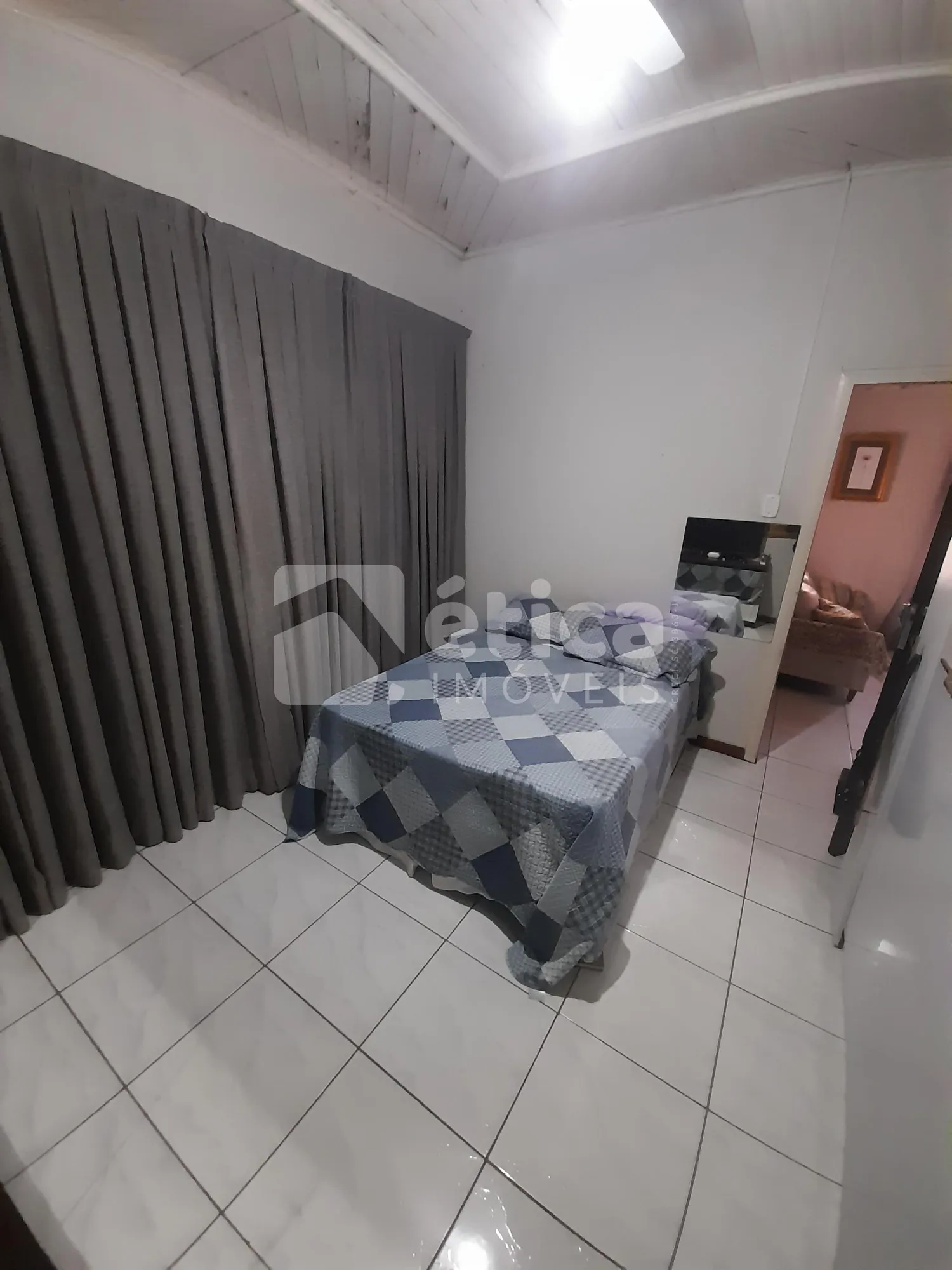 Ampla casa com 6 dormitórios edicula de 2 pisos e piscina Vila Operária Itajaí — foto 3