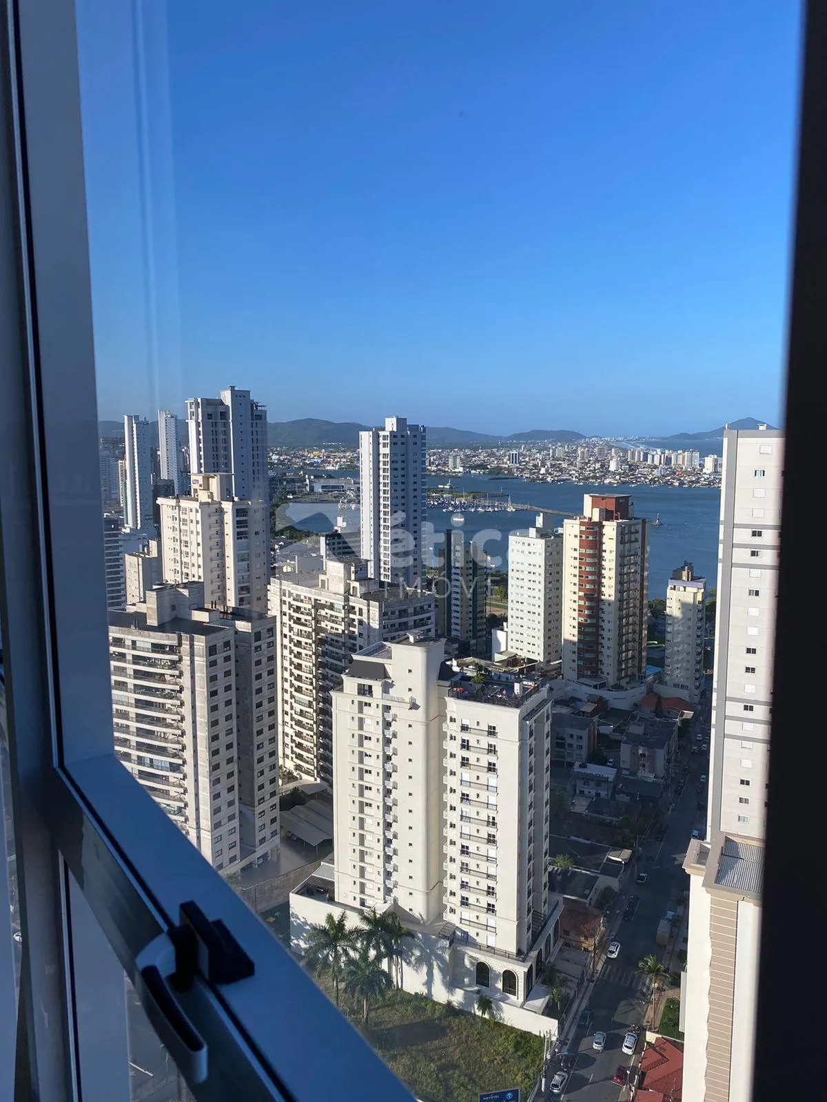 Loft à venda, no You New Style Residence, Bairro Fazenda, ITAJAI - SC — foto 2