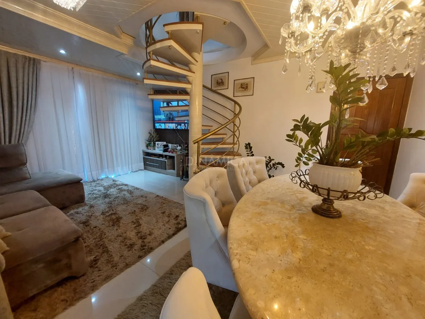 Cobertura duplex com 4 dormitórios no Bairro Garcia em Blumenau. — foto 3
