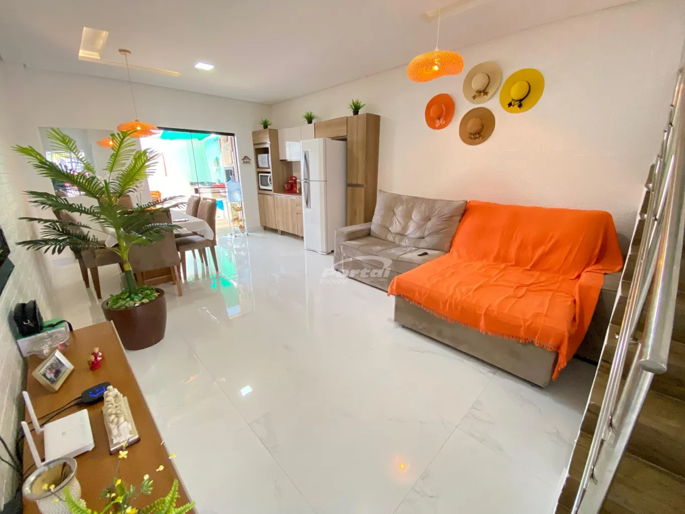 Casa mobiliada disponível para locação no bairro Itacolomi, em Balneário Piçarras/SC. — foto 3