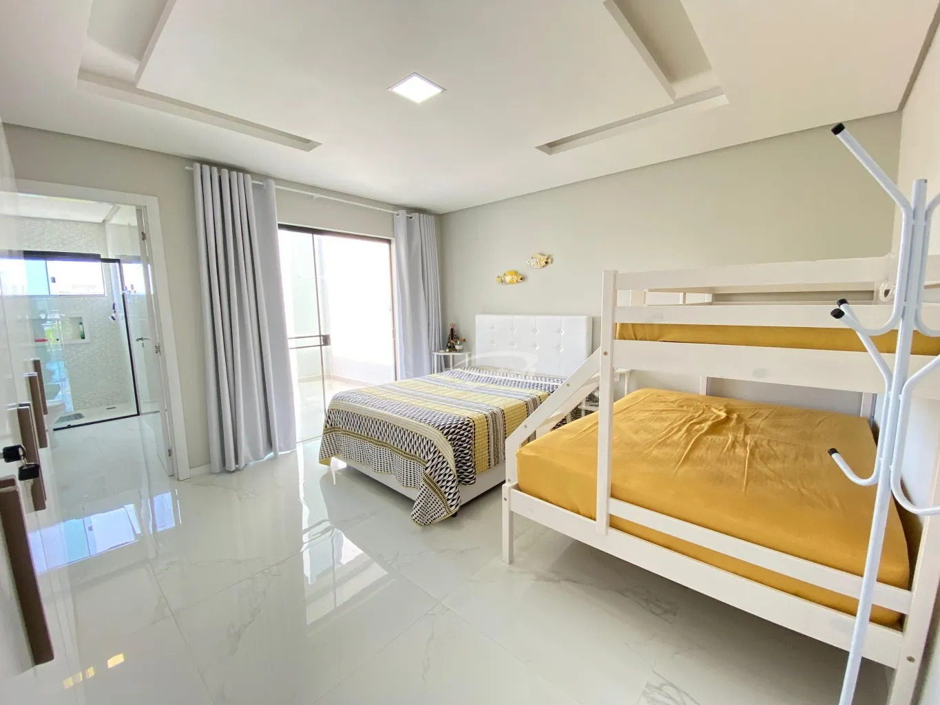 Casa mobiliada disponível para locação no bairro Itacolomi, em Balneário Piçarras/SC. — foto 5