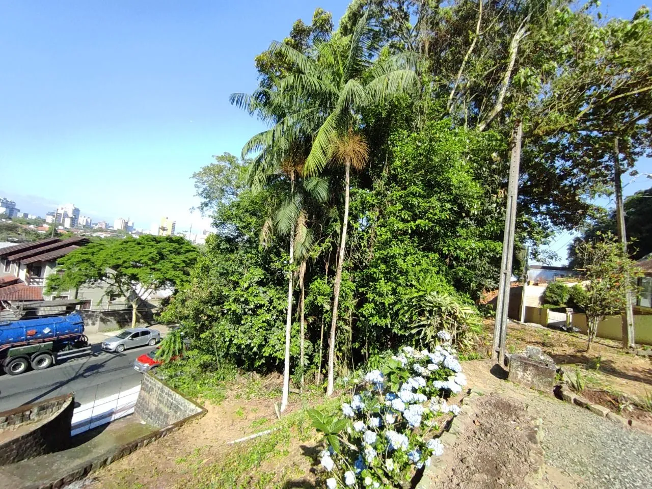 Terreno à venda no bairro Boa Vista em Joinville, por R$ 550.000.00. — foto 7