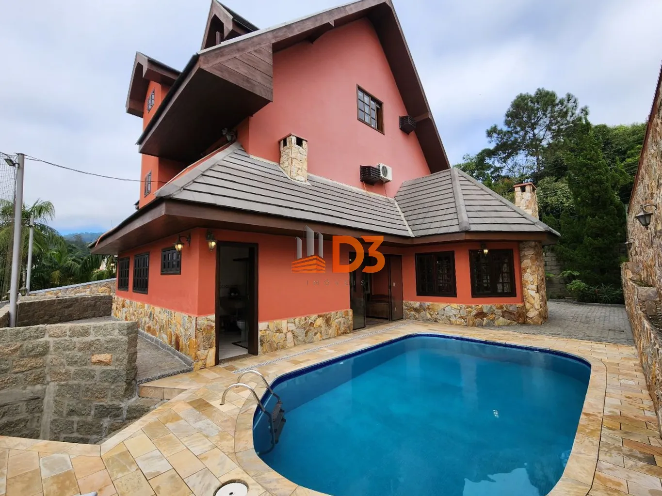 Incrível casa com espaço de lazer feita para você aproveitar cada parte! — foto 4