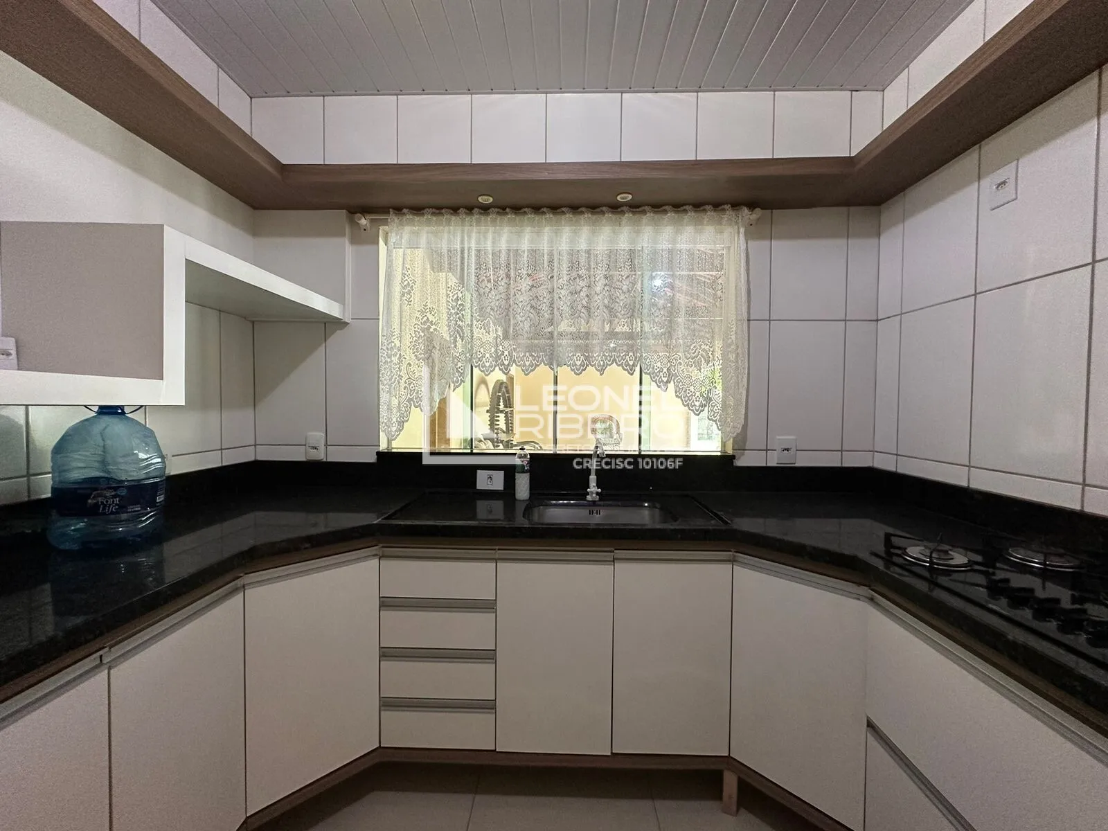 Casa à venda com 3 dormitórios no bairro Quintino em Timbó/SC — foto 3
