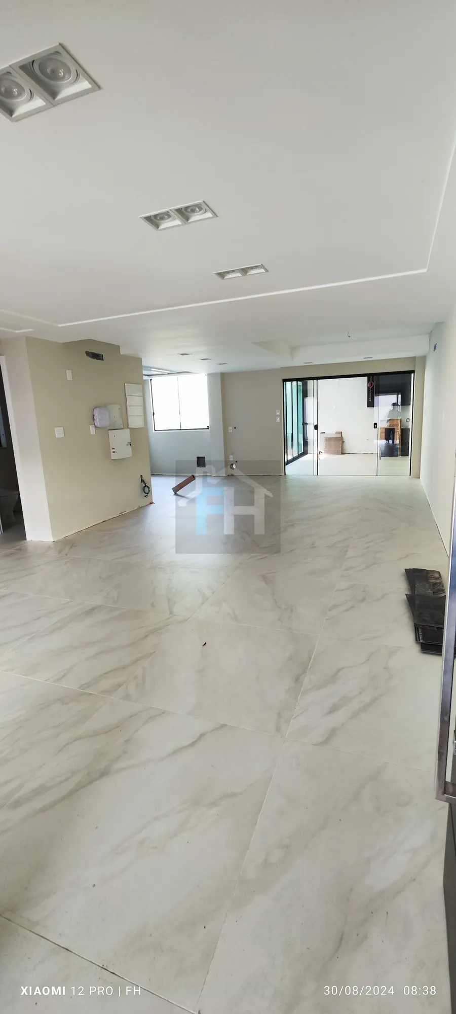 Vende-se Excelente Casa há menos 2 km do Centro de Blumenau - foto 1