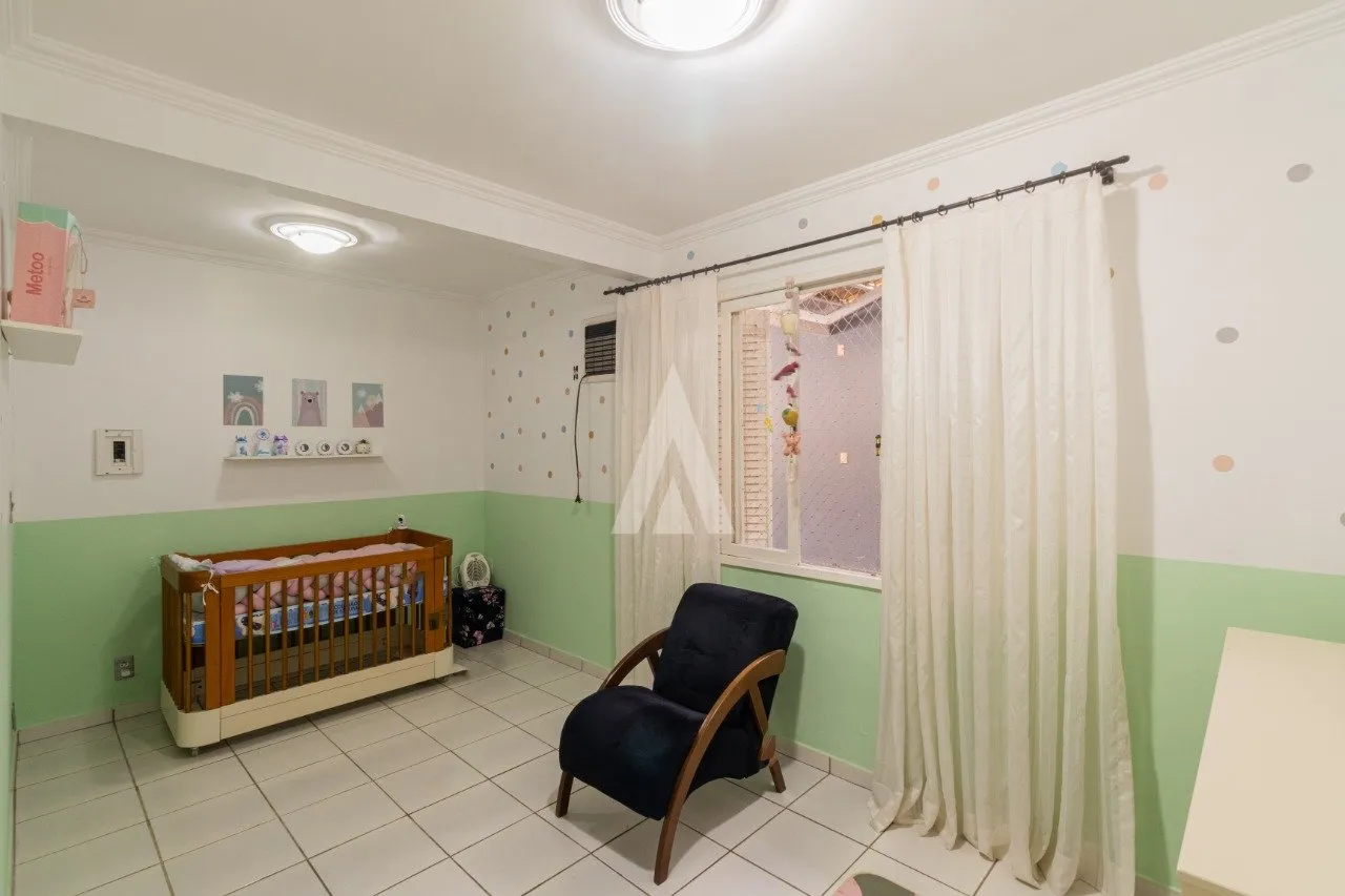 Casa com 2 suíte(s) mais 1 quarto(s) à venda no bairro Glória em Joinville, por R$ 1.000.000.00. — foto 5