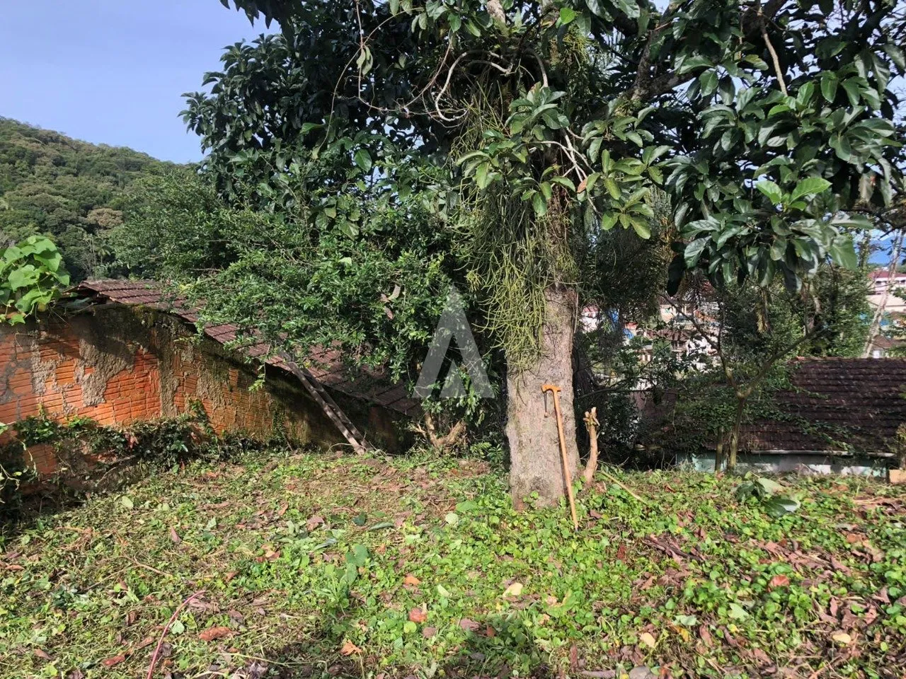 Terreno à venda no bairro Iririú em Joinville, por R$ 480.000.00. — foto 2