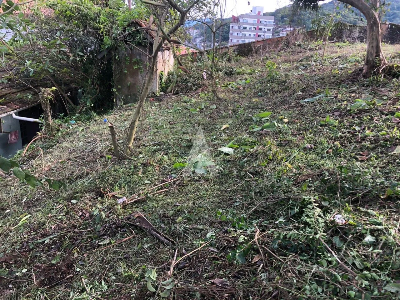 Terreno à venda no bairro Iririú em Joinville, por R$ 480.000.00. — foto 4