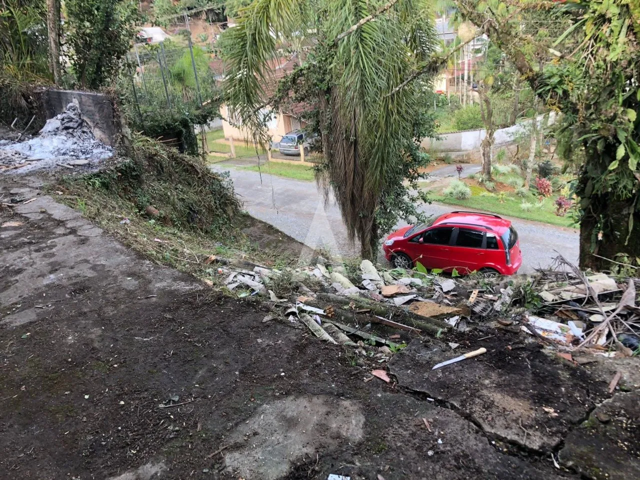 Terreno à venda no bairro Iririú em Joinville, por R$ 480.000.00. — foto 6