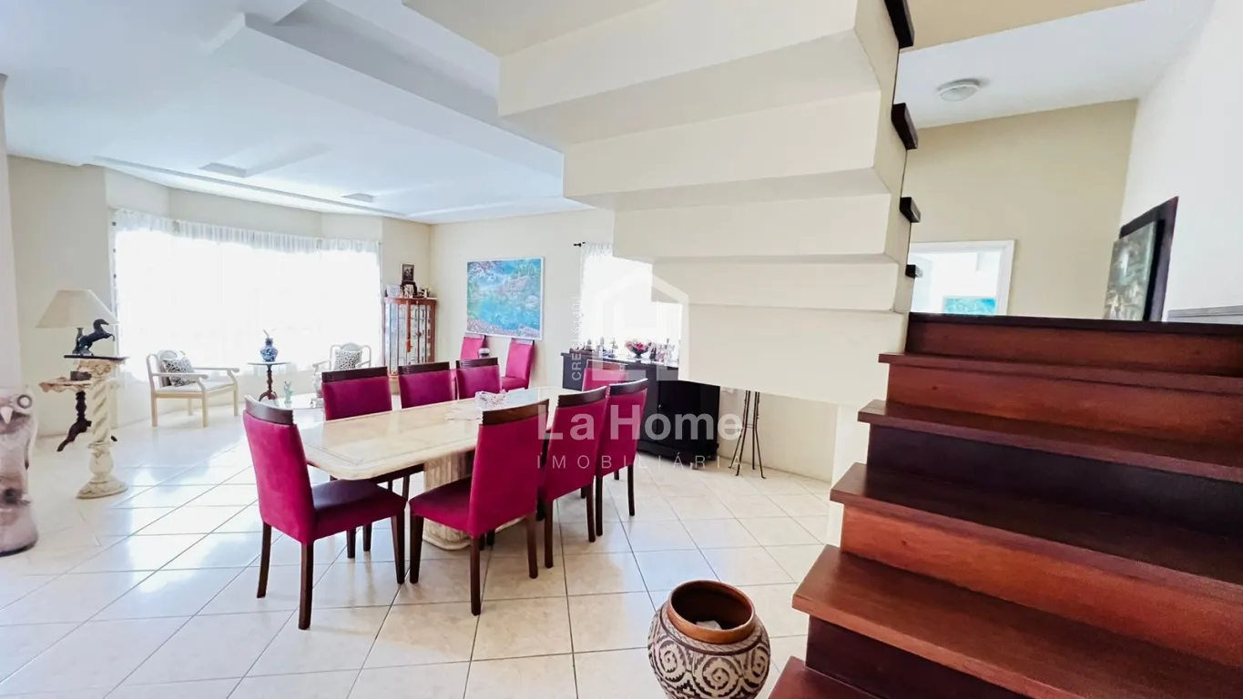 Casa com terreno de 1.000,00m , 4 dormitórios sendo 01 suíte com closet e varanda - Garcia, Blumenau — foto 4