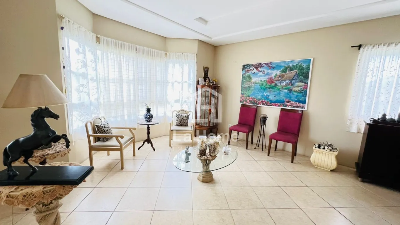 Casa com terreno de 1.000,00m , 4 dormitórios sendo 01 suíte com closet e varanda - Garcia, Blumenau — foto 6