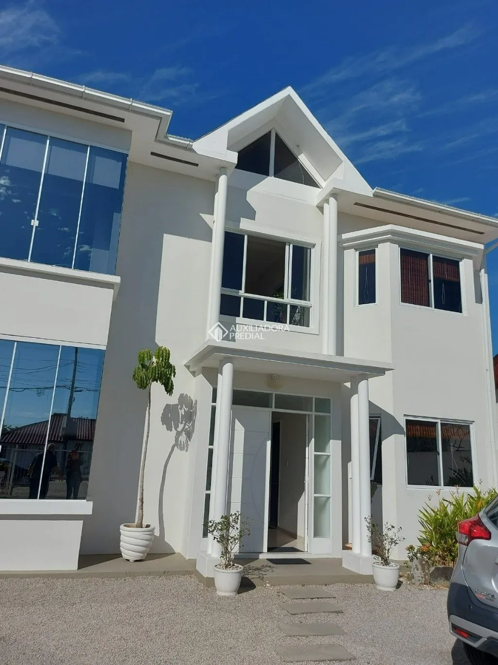 Outros Imóveis à venda com 5 quartos e 5 suítes, 360m² no Daniela, Florianópolis - foto 1
