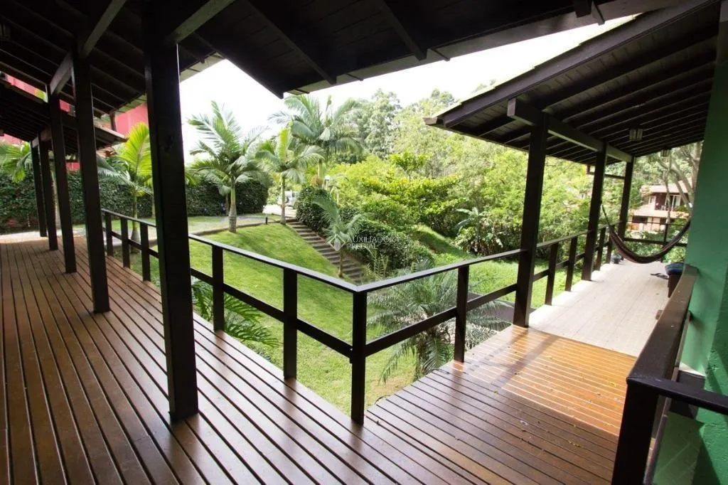Outros Imóveis à venda com 18 quartos, 20 vagas, 1925m² no Rio Tavares, Florianópolis - foto 1