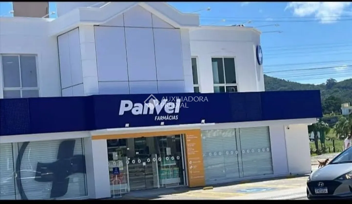 Loja à venda, 150m² no Lagoa da Conceição, Florianópolis - foto 1