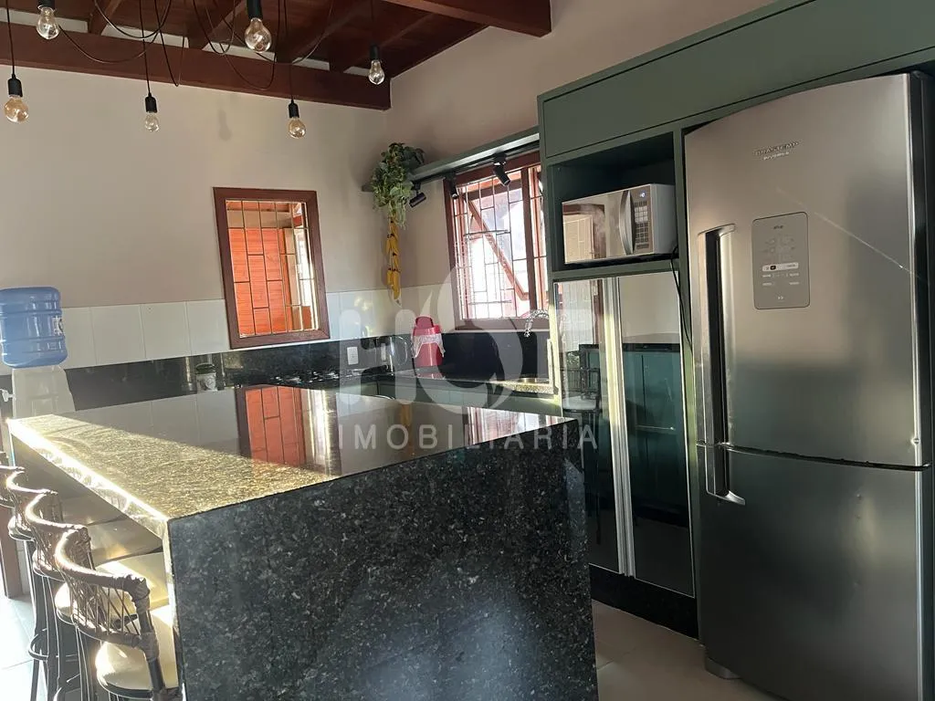 Casa à venda com 5 quartos e 1 suíte, 360m² na OLINDINA MARIA LOPES no Campeche, Florianópolis — foto 6