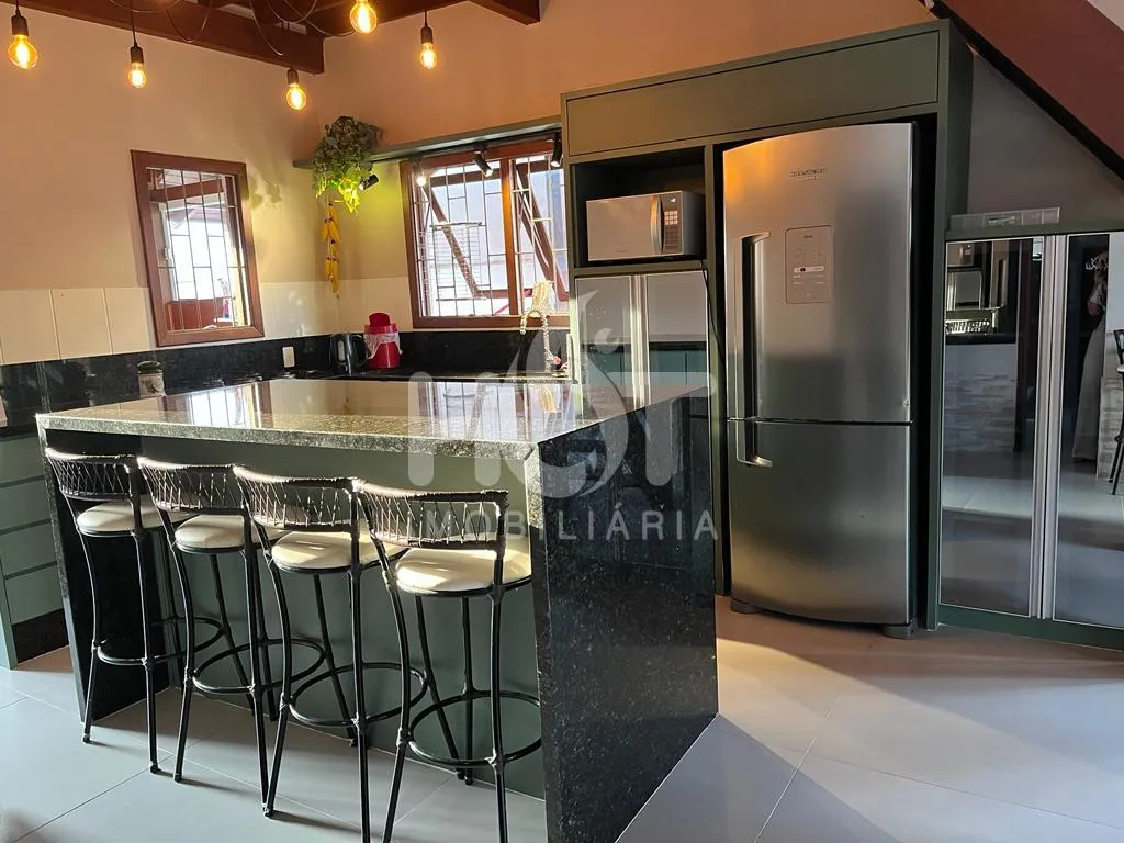 Casa à venda com 5 quartos e 1 suíte, 360m² na OLINDINA MARIA LOPES no Campeche, Florianópolis — foto 7