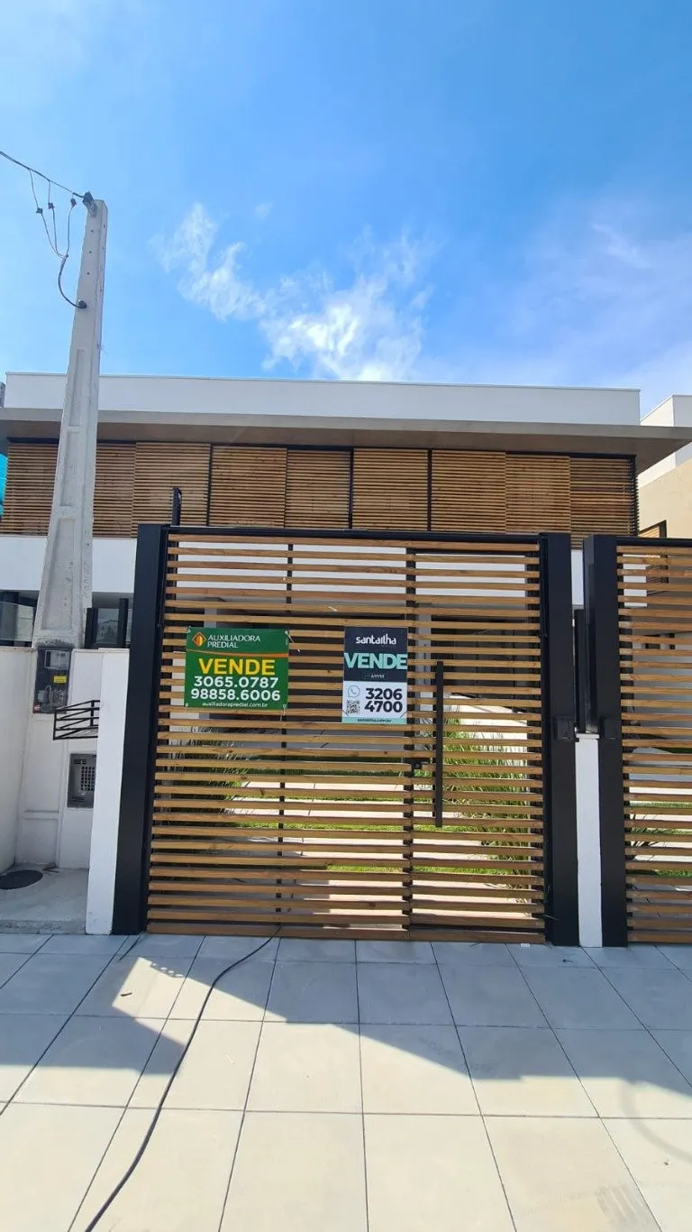 Casa à venda com 3 quartos e 1 suíte, 150m² na FRANCISCO MAGNO VIEIRA no Campeche, Florianópolis — foto 2