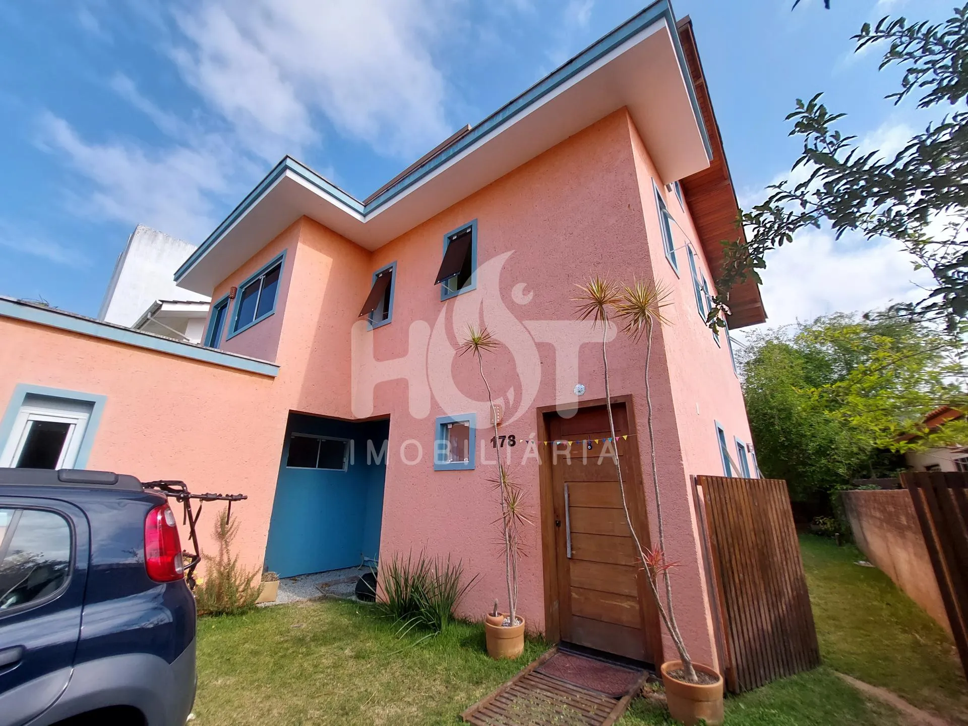 Casa à venda com 4 quartos e 1 suíte, 320m² no Campeche, Florianópolis - foto 1