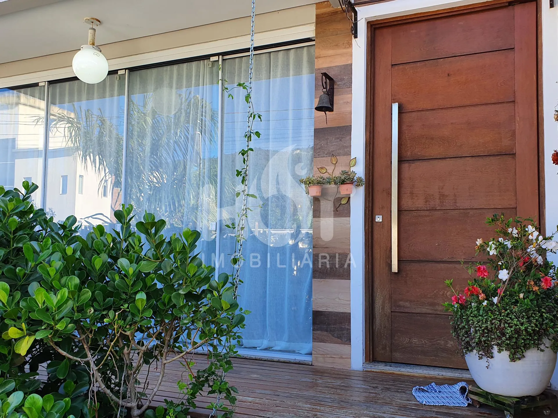 Casa à venda com 3 quartos e 1 suíte, 200m² na ANA MARIA DA COSTA no Campeche, Florianópolis — foto 2