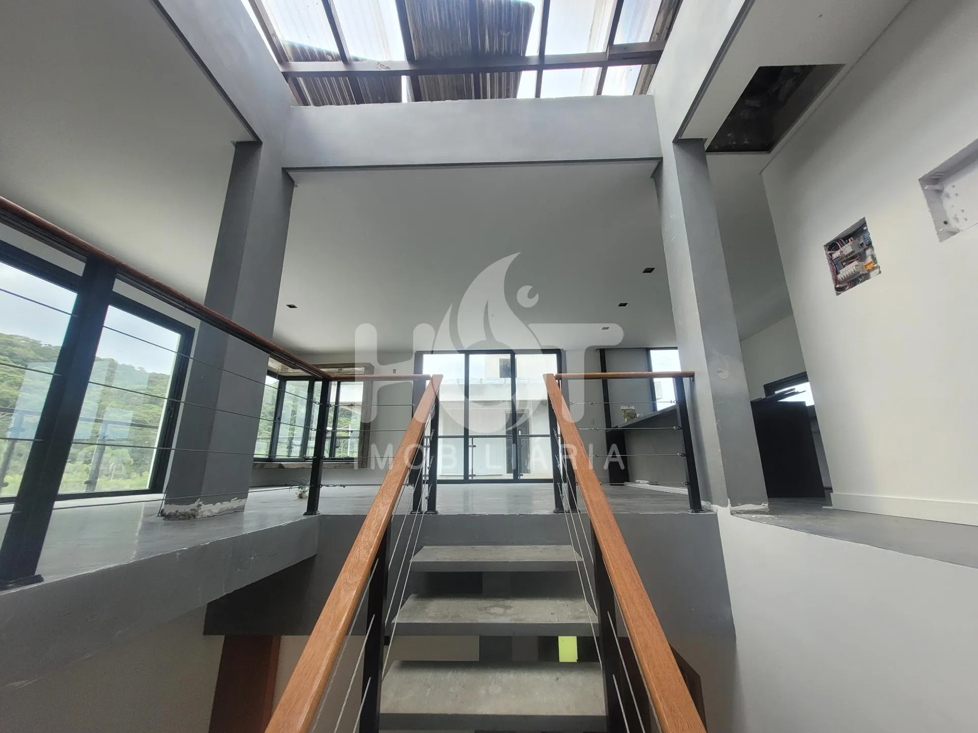Casa à venda com 3 quartos e 2 suítes, 193m² na DOUTOR ANTONIO LUIZ MOURA GONZAGA no Rio Tavares, Florianópolis — foto 3