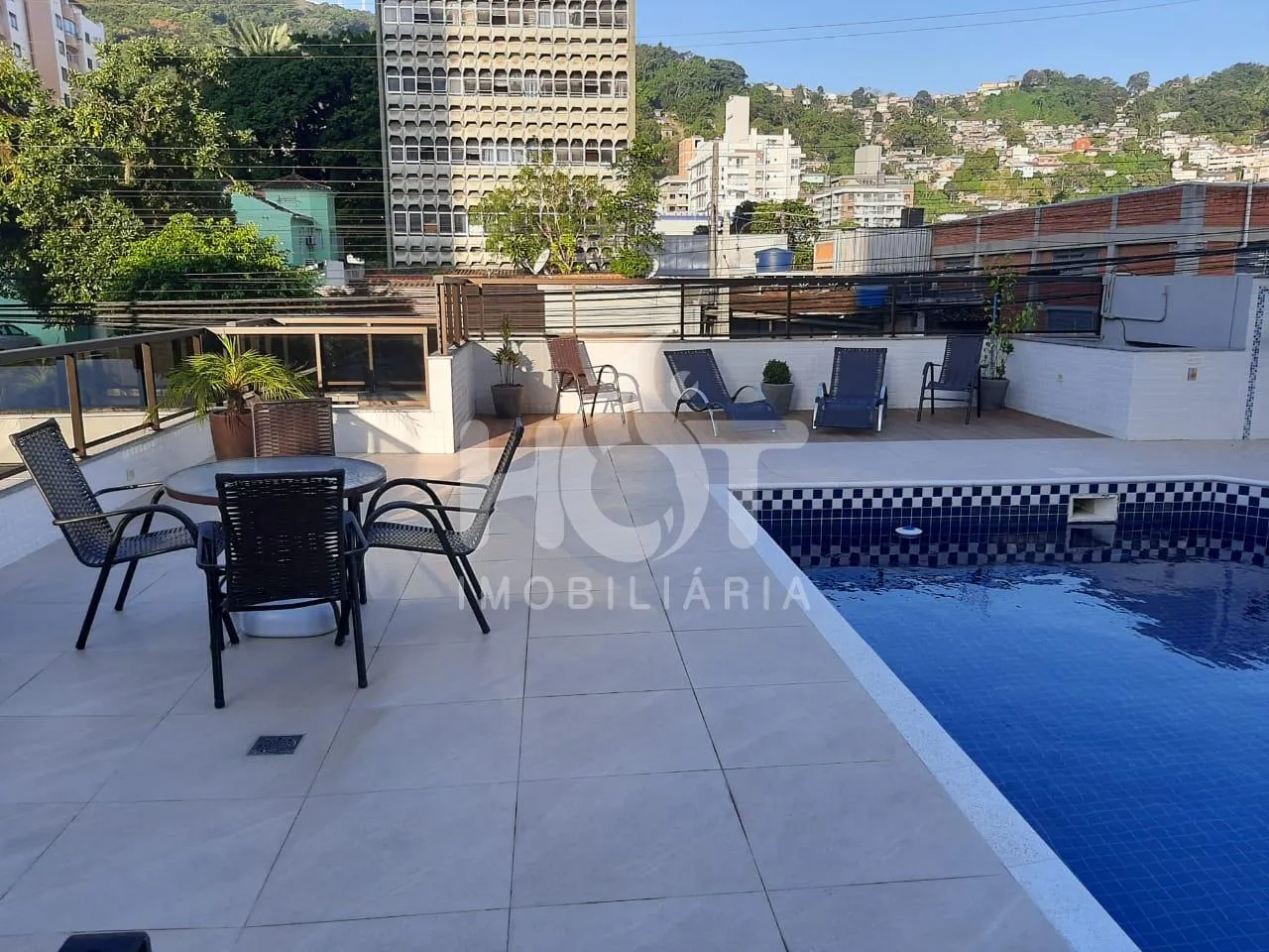 Apartamento à venda com 4 quartos e 3 suítes, 197m² no Centro, Florianópolis - foto 1