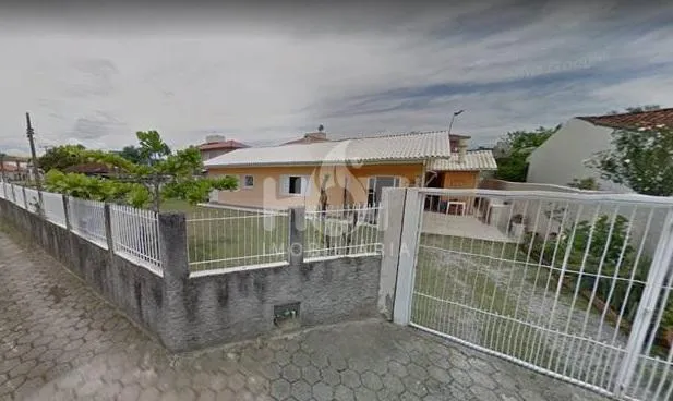 Casa à venda com 3 quartos e 1 suíte, 450m² no Carianos, Florianópolis - foto 1