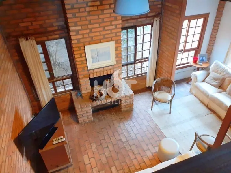 Casa à venda com 3 quartos e 1 suíte, 460m² no Campeche, Florianópolis - foto 1