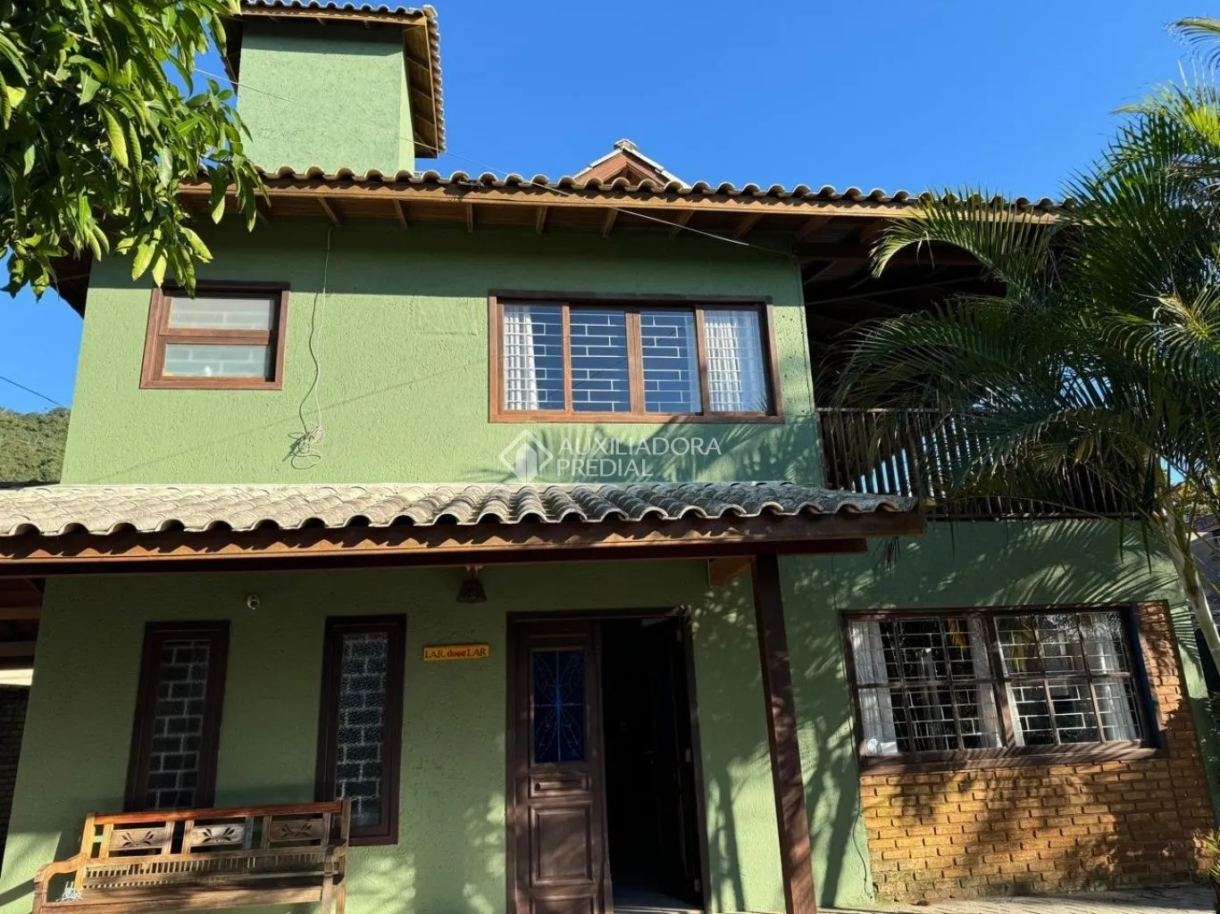 Casa à venda com 4 quartos e 2 suítes, 5 vagas, 203m² na PAU DE CANELA no Campeche, Florianópolis — foto 3
