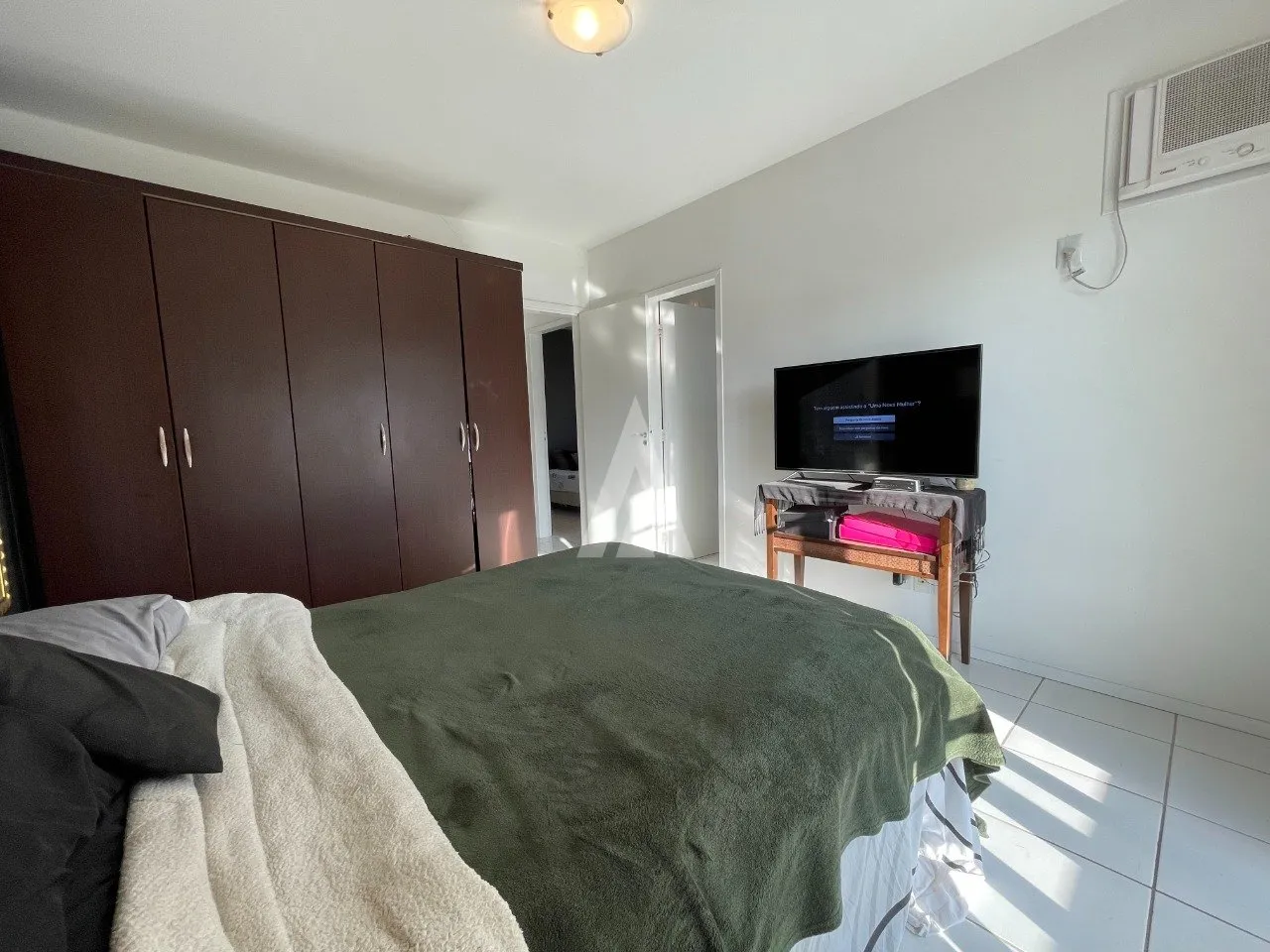 Casa em Condomínio com 1 suíte(s) mais 2 quarto(s) à venda no bairro Santo Antônio em Joinville, por R$ 1.200.000.00. — foto 7