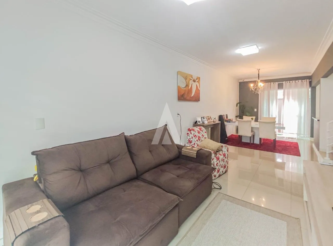 Sobrado com 1 suíte(s) mais 1 quarto(s) à venda no bairro FLORESTA em JOINVILLE, por R$ 600.000.00. — foto 4