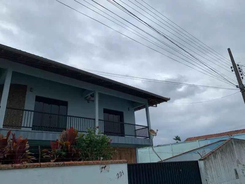 Ampla Casa Bairro Bela Vista - foto 1