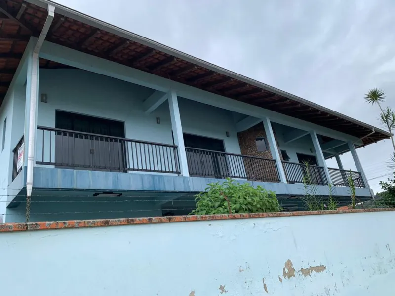 Ampla Casa Bairro Bela Vista — foto 2