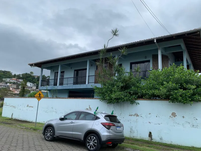 Ampla Casa Bairro Bela Vista — foto 3