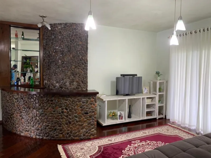 Ampla Casa Bairro Bela Vista — foto 5