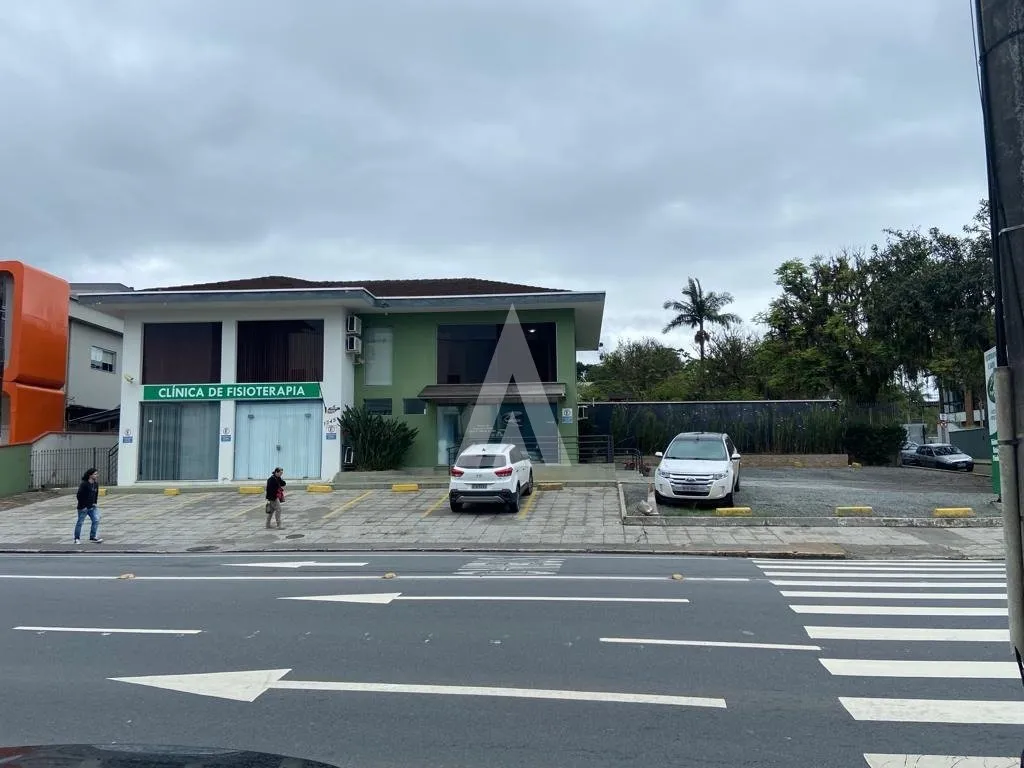 Terreno à venda no bairro América em Joinville, por R$ 8.000.000.00. - foto 1