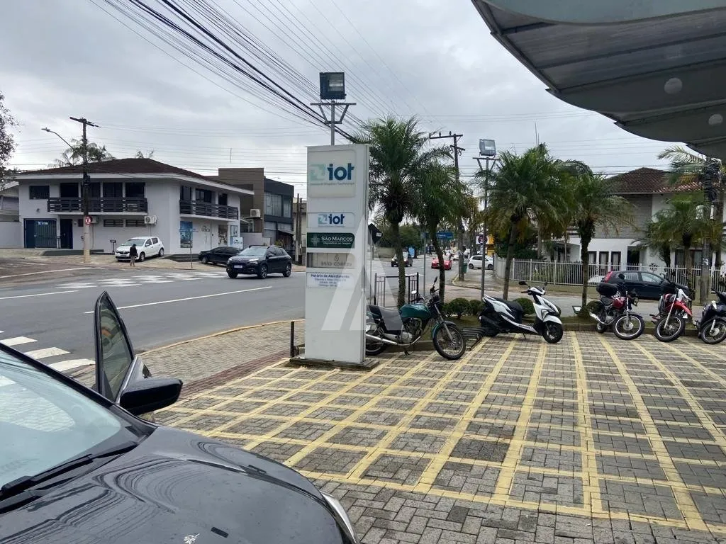 Terreno à venda no bairro América em Joinville, por R$ 8.000.000.00. — foto 3