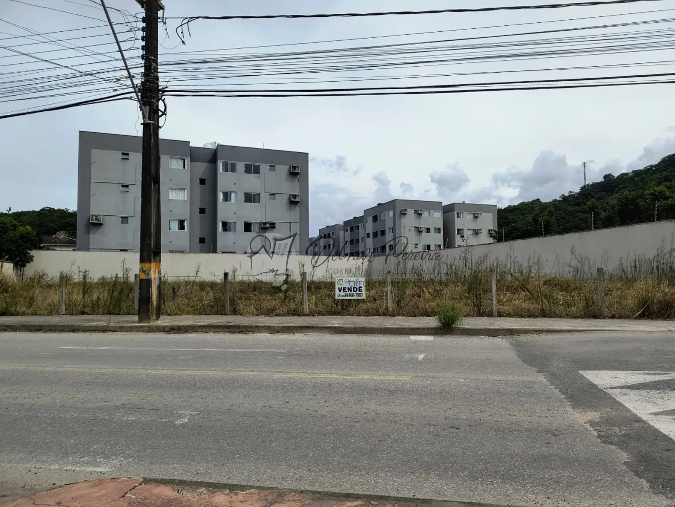 Terreno ideal para fins comerciais — foto 2