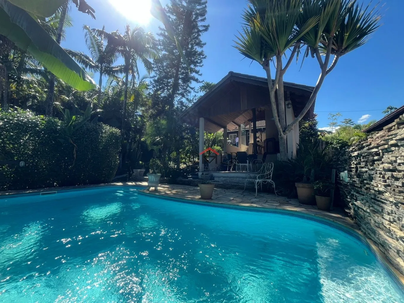 Casa única no Bairro Testo Central em Pomerode com 170,00m de construção, edificado num terreno com 708,75m - foto 1