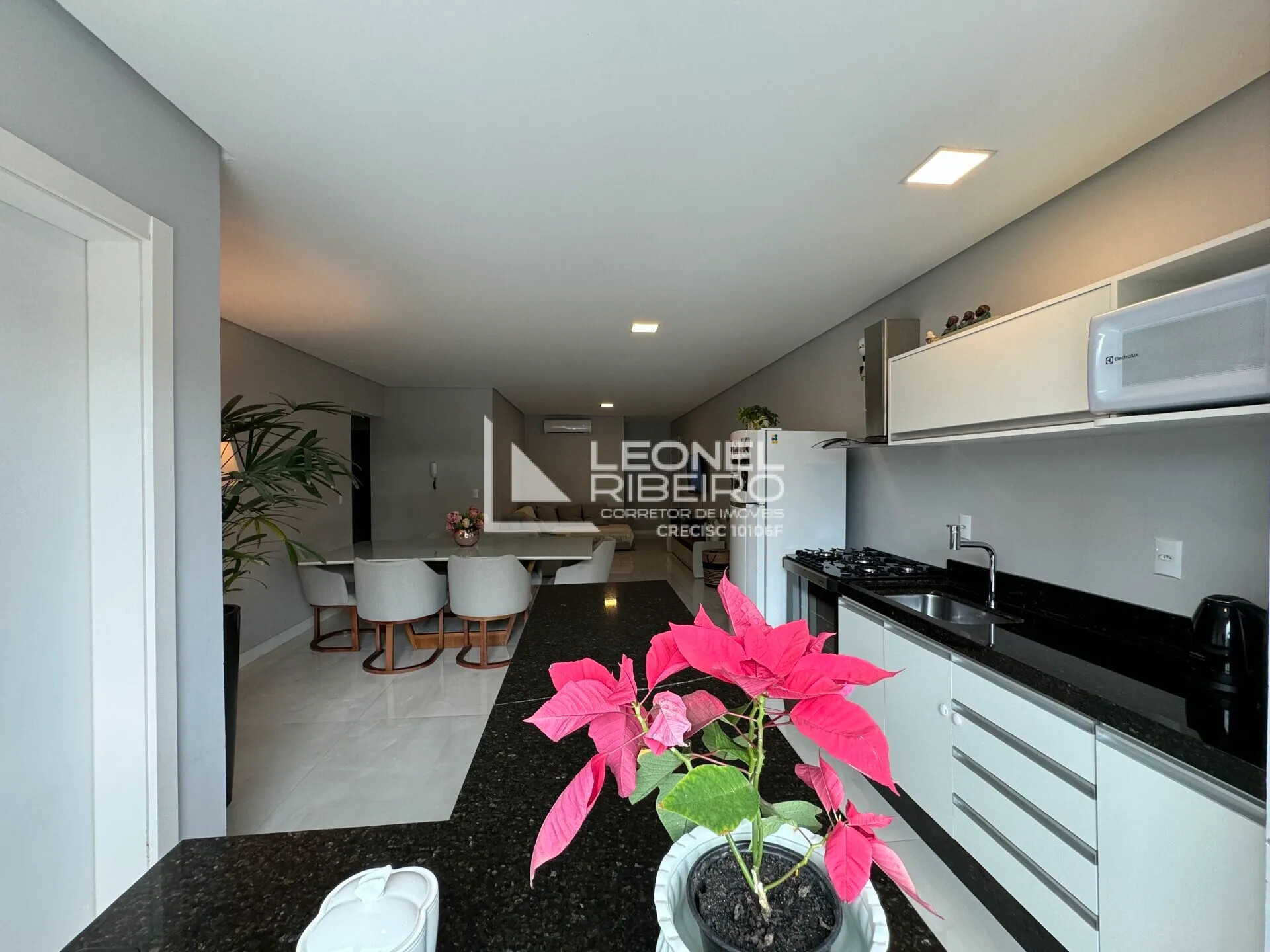 Apartamento à venda com 3 dormitórios, 95,78 m no bairro Quintino em Timbó-SC - foto 1