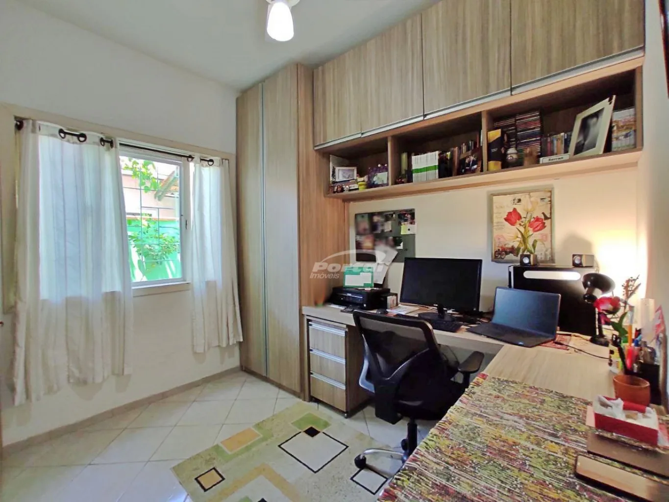 Casa térrea Semi Mobiliada Escriturada e Averbada com 4 dormitórios sendo 2 suítes e área de festas, no bairro Centro, em Balneário Piçarras!.(17964) — foto 7