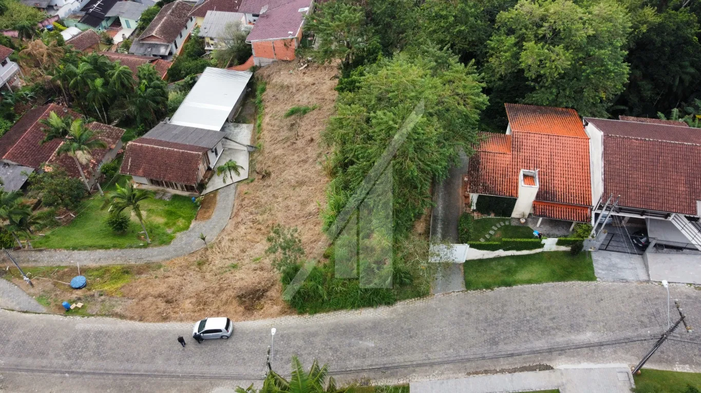 - ABELARDO IMÓVEIS - Terreno com 634,55 m, ótima localização, próximo à Padaria dos Caçadores. — foto 5