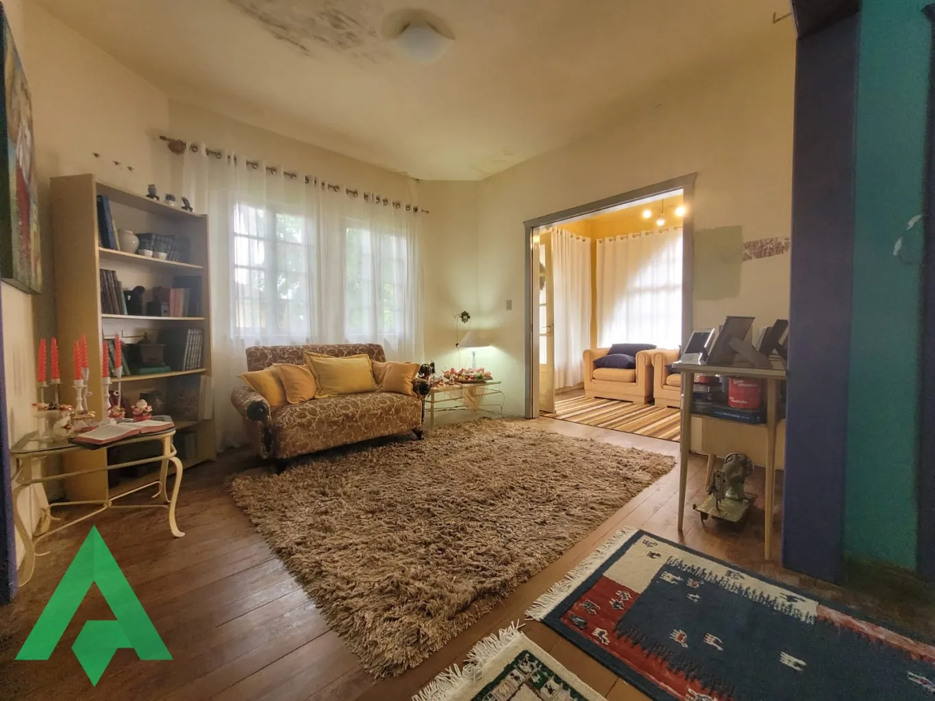Ótima Casa com amplo terreno e 3 dormitórios, no Bairro Garcia em Blumenau! — foto 3