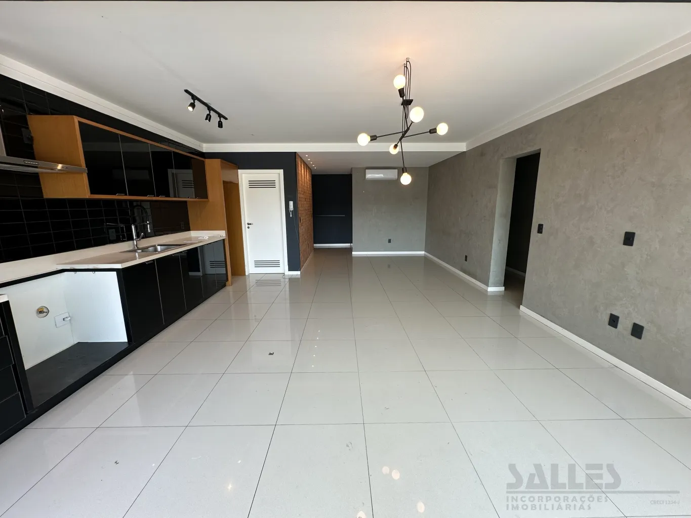 APARTAMENTO - ÁGUA VERDE - foto 1