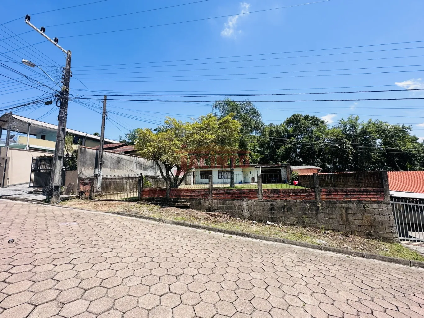 Terreno plano de 362m, com casa alvenaria com 3 quartos, no bairro Itoupavazinha. — foto 6