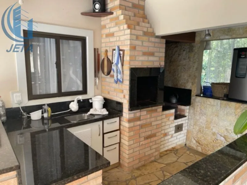 CASA RESIDENCIAL COM PISCINA — foto 7