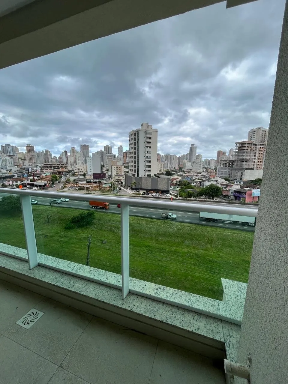 Apartamentos em Itapema - foto 1