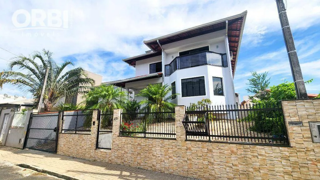 Casa com 5 dormitórios à venda, 269 m por R$ 1.100.000,00 - Bela Vista - Gaspar/SC - foto 1