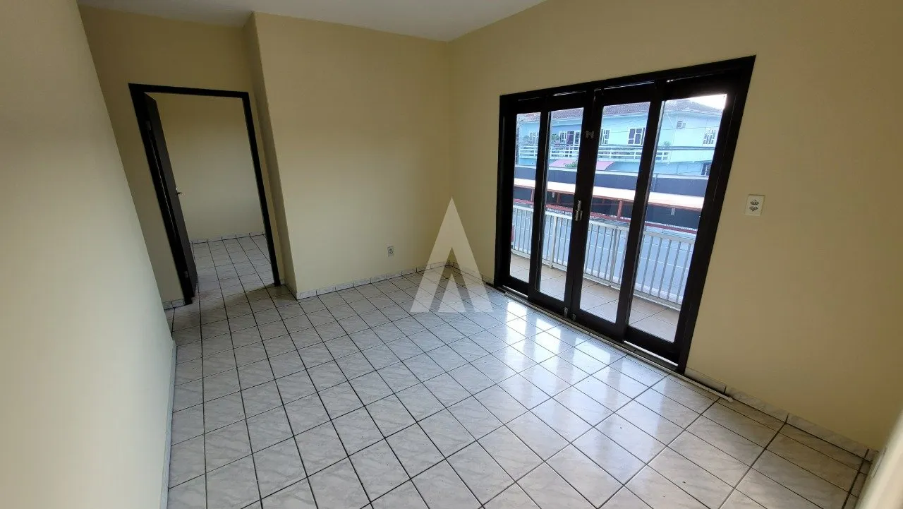 Sobrado com 1 suíte(s) mais 2 quarto(s) à venda no bairro Jardim Iririú em Joinville, de R$800.000,00. — foto 6